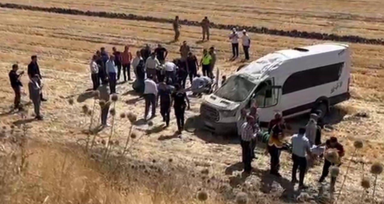 Malazgirt kutlamalarına giderken ölümden döndüler