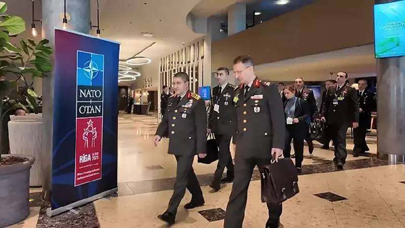 genelkurmay baskani orgeneral bayraktaroglu nato askeri komite toplantisina katildi i7MLGeVM