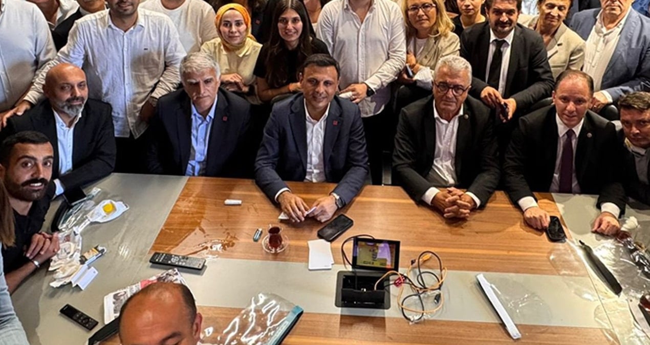 ozgur celik gorevimizin basindayiz chp teslim alinamaz wmmAftSZ