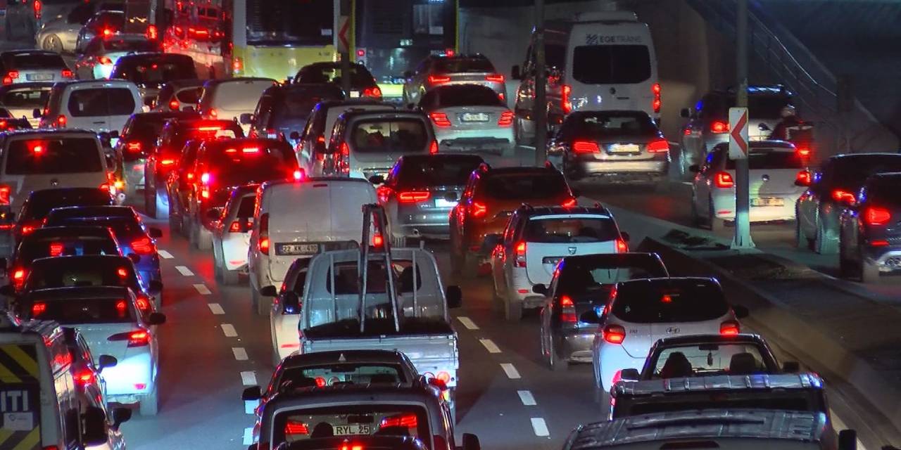 cilesi bitmiyor trafik yogunlugu yuzde 80 oldu XvZDkF9q.jpg