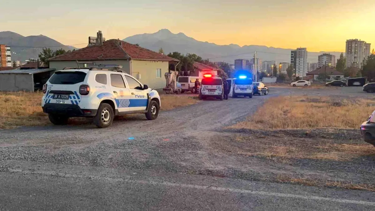 kayseride baba ve ogul tufekle yaralandi YNZhAlXZ