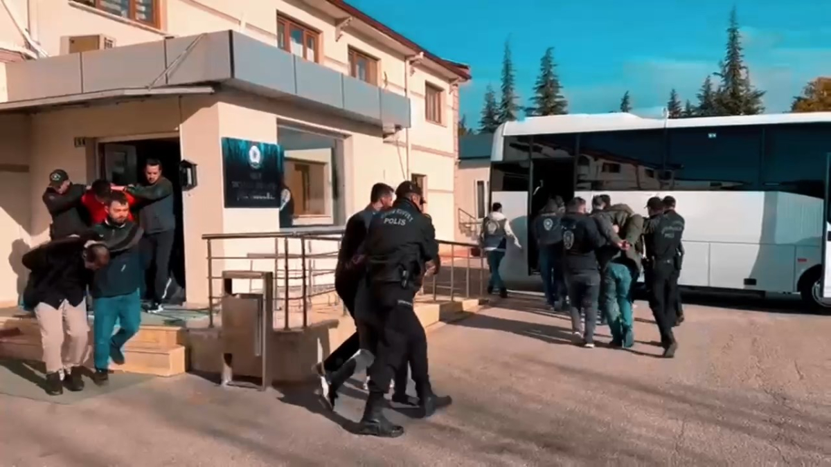 konya merkezli 3 ilde medyum operasyonu u5AIp61O.jpg