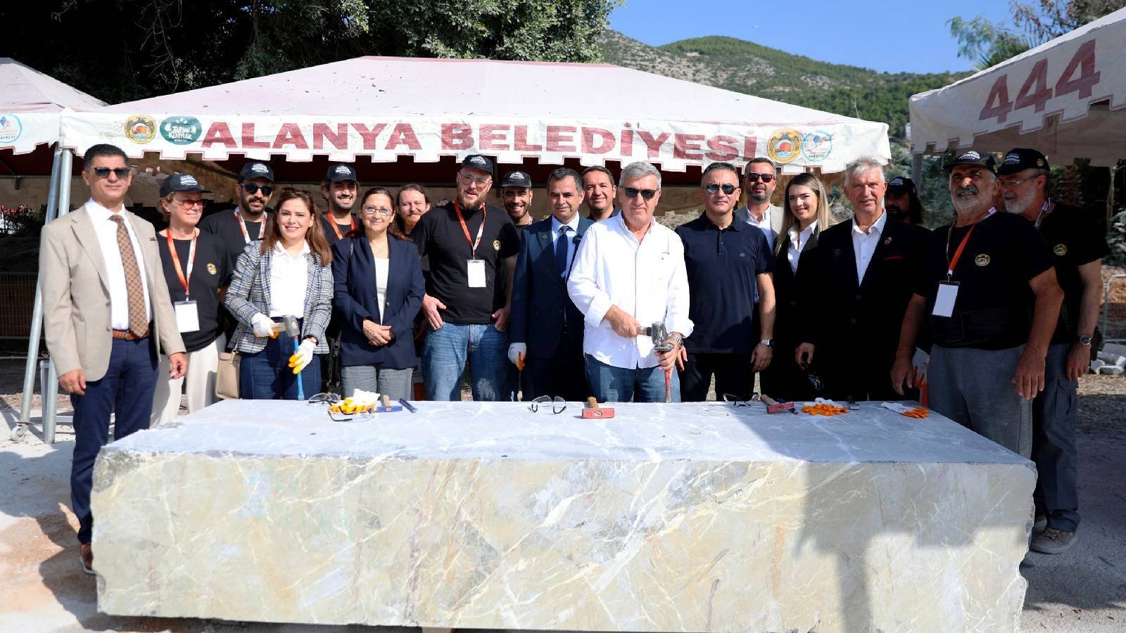 alanyada uluslararasi alanya tas heykel sempozyumu basladi 7sgKpyIP.jpg