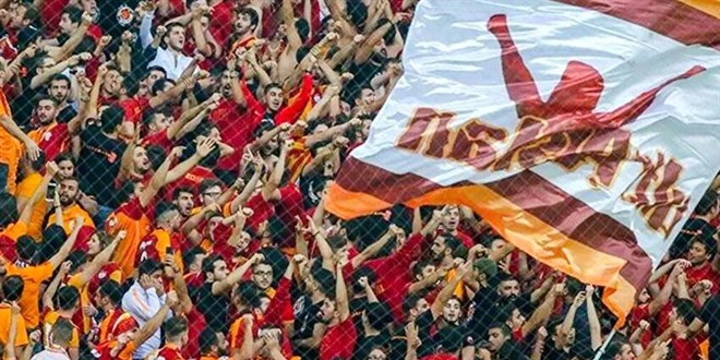 galatasaray taraftarlarini hedef alan dolandiricilik cetesi cokertildi IRUzVctm.jpg