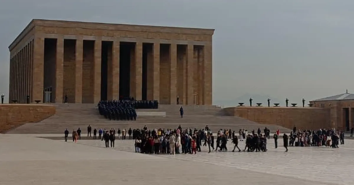 maltepeliler atasiyla bulusuyor BihQZjis.webp