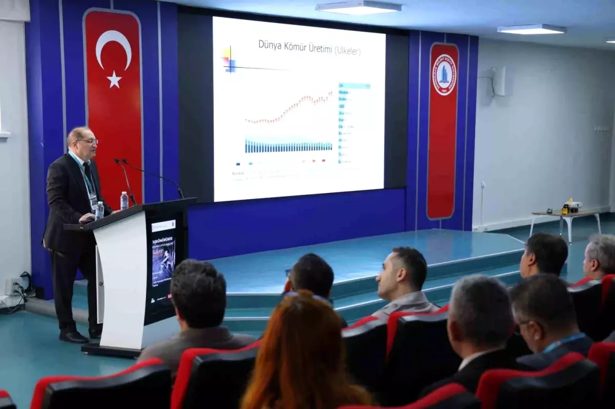 zonguldak bulent ecevit universitesinde tas komurunde mekanize uygulamalari calistayi duzenlendi uA1YfLvg.jpg