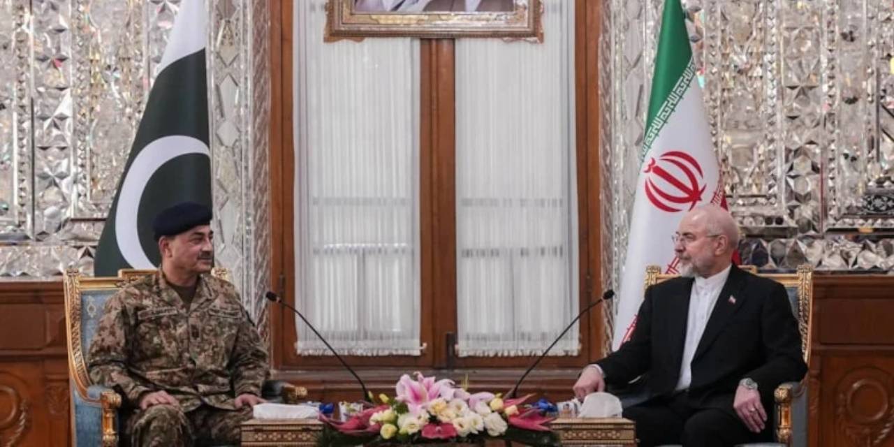 Pakistan Heyeti Tahran’da: Yeni Diplomasi Süreci Başladı