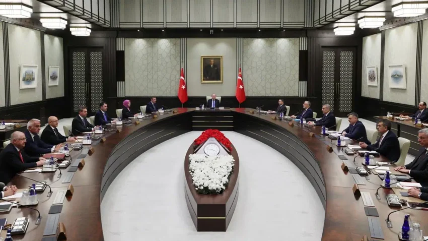 Kabine bugun toplaniyor erdoganin masasinda hangi konu basliklari var jfbvQSIv